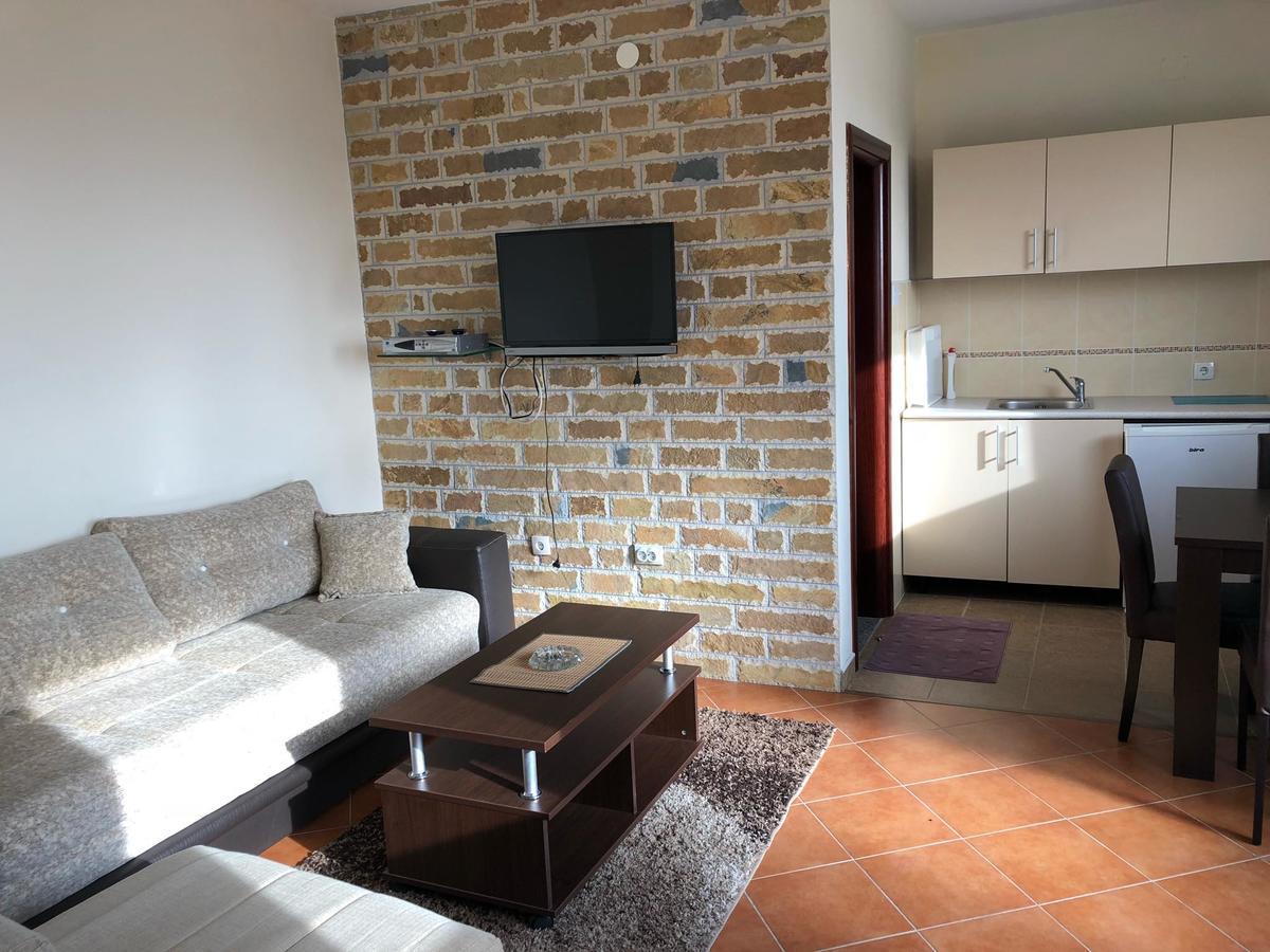 Apartments Boki Ulcinj Exterior foto